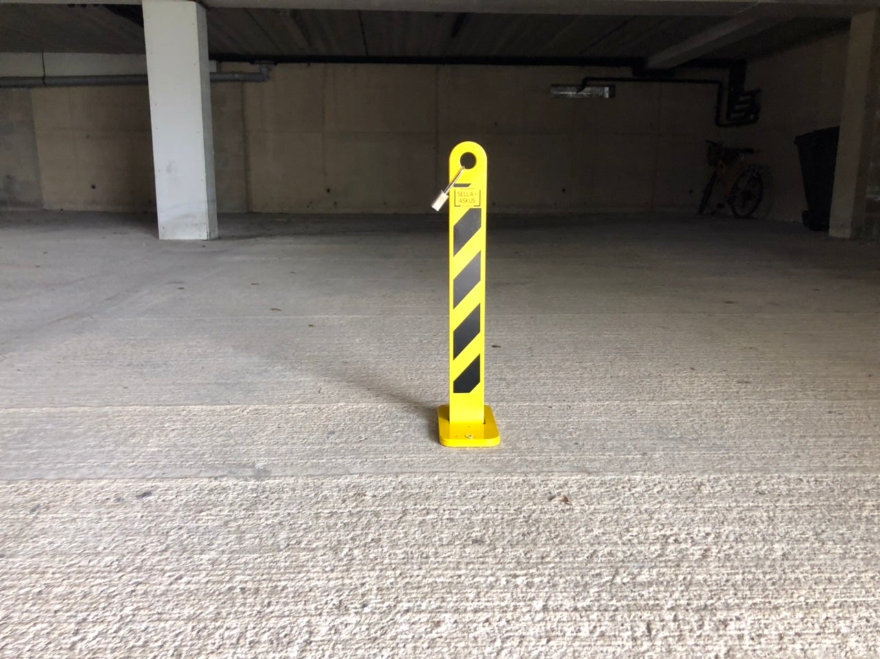 LOCK and BLOCK' PARKING POST & ACCESS DETERRENT £129.00 + vat FREE CARRIAGE